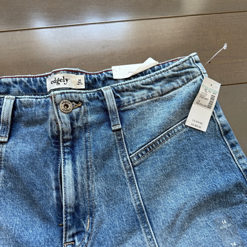 Classic Denim Straight Leg Jeans - Picture 6 of 9